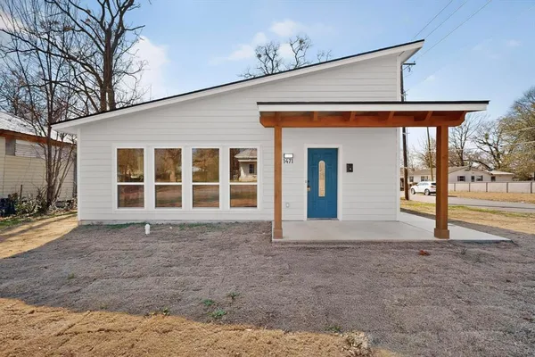 $1,950 | 1471 West Kaufman Street, Paris, TX 75460