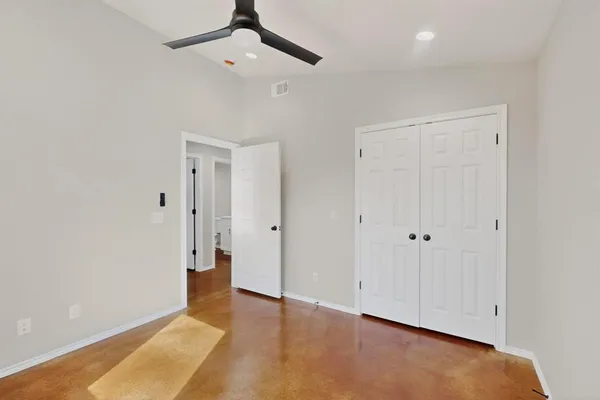 $1,950 | 1471 West Kaufman Street, Paris, TX 75460