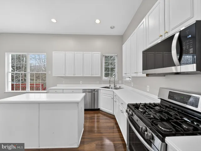 $765,000 | 12590 Garry Glen Drive, Bristow, VA 20136