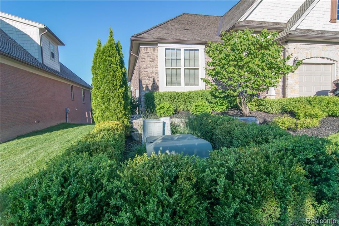 2540 Stoneykirk Court Rochester, MI 48306 - Photo 60 of 63 DSC_0135.jpg