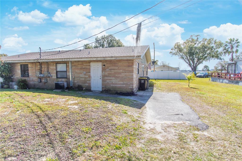 709 Mosley Road Lake Alfred, FL 33850 - Photo 2 of 17