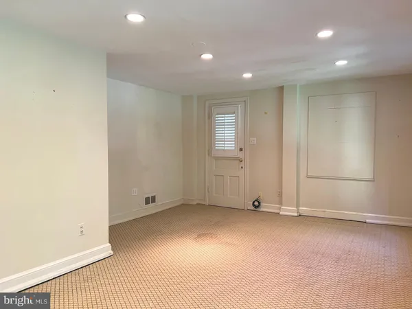 $1,350,000 | 6907 Wilson Lane, Bethesda, MD 20817