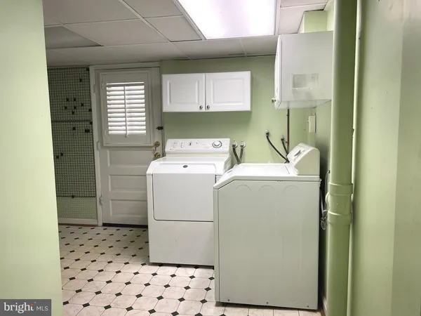 $1,350,000 | 6907 Wilson Lane, Bethesda, MD 20817