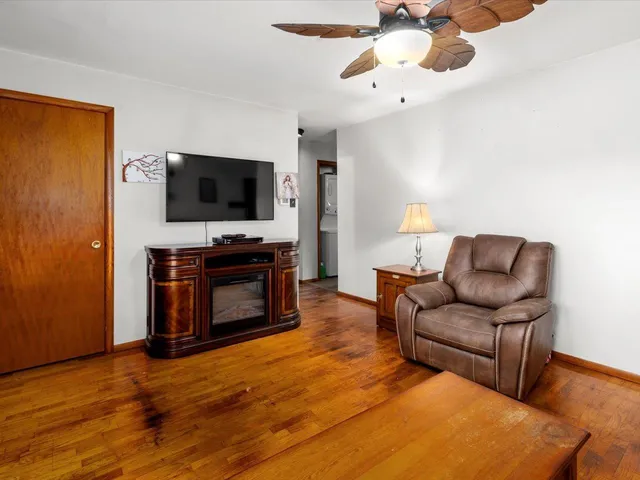 $105,000 | 520 South 6th Street, Herrin, IL 62948