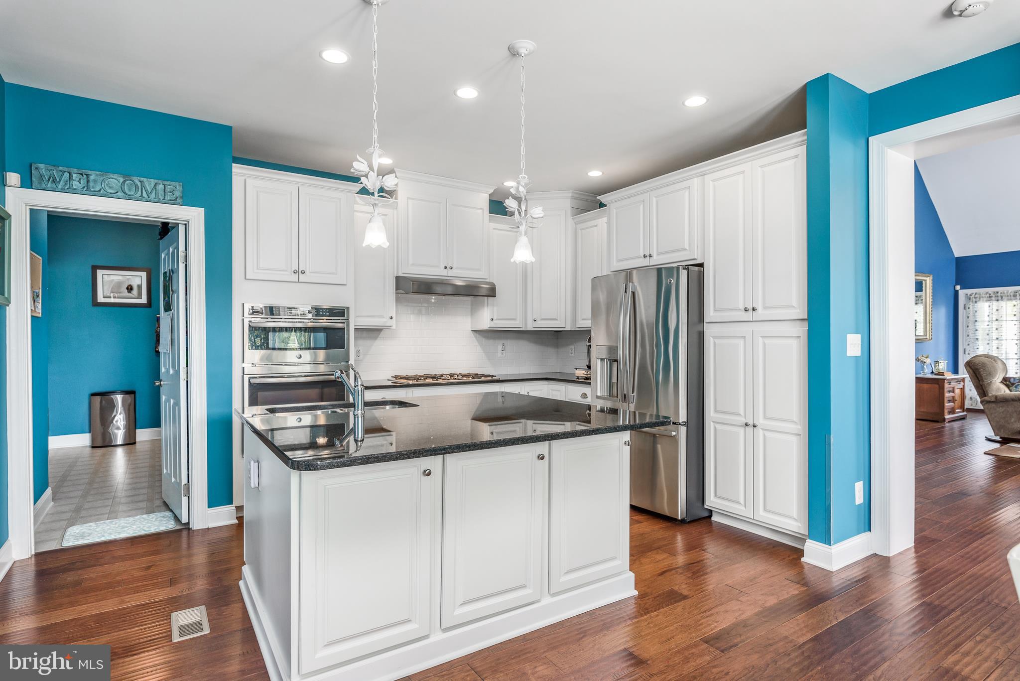 44557 Granite Run Terrace Ashburn, VA 20147 - Photo 19 of 68 Kitchen