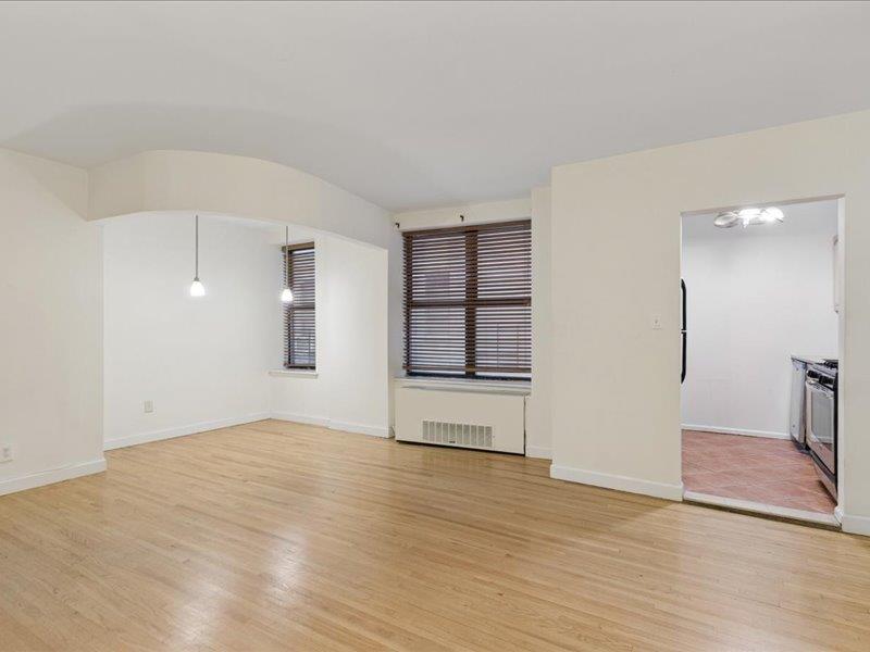 581 Academy Street, Unit 2F Manhattan, NY 10034 - Photo 4 of 11