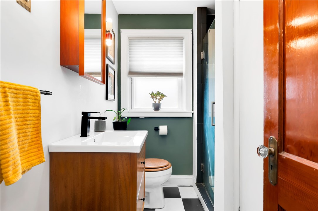 108 Rice Street Pawtucket, RI 02861 - Photo 18 of 33 Gallery Image 18