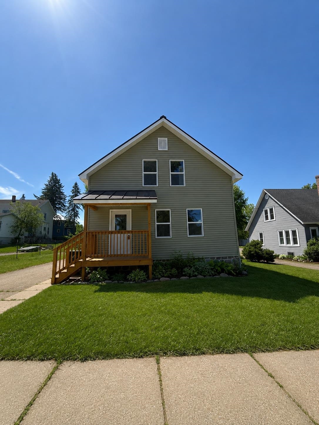 115 West 4th Street Manawa, WI 54949 - Photo 1 of 31