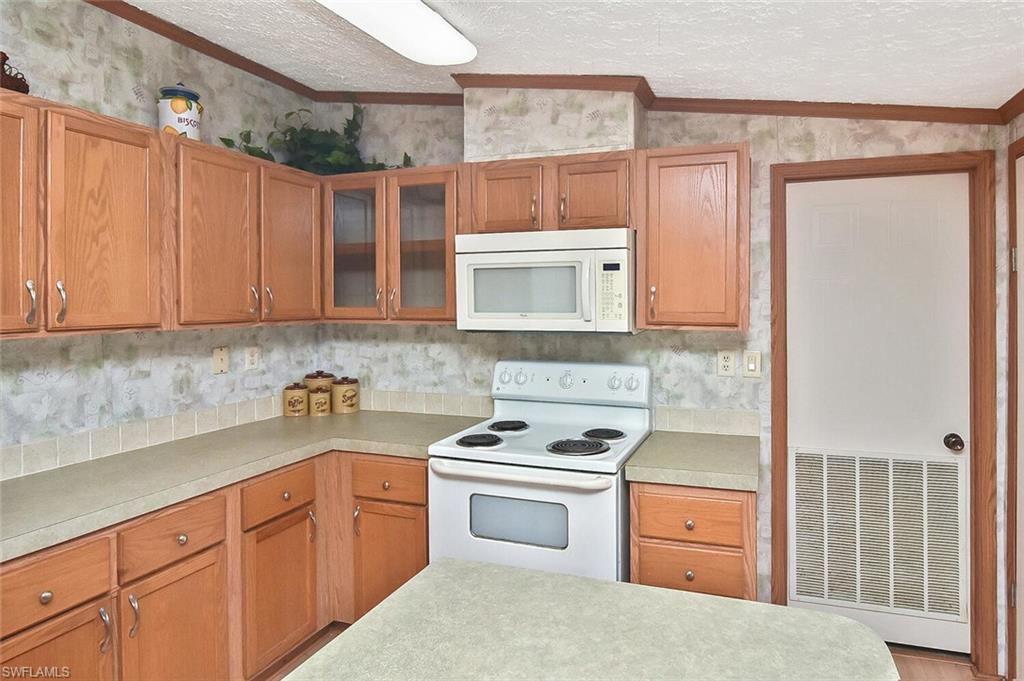 11314 Pineapple Road Punta Gorda, FL 33955 - Photo 9 of 35 Gallery Image 9