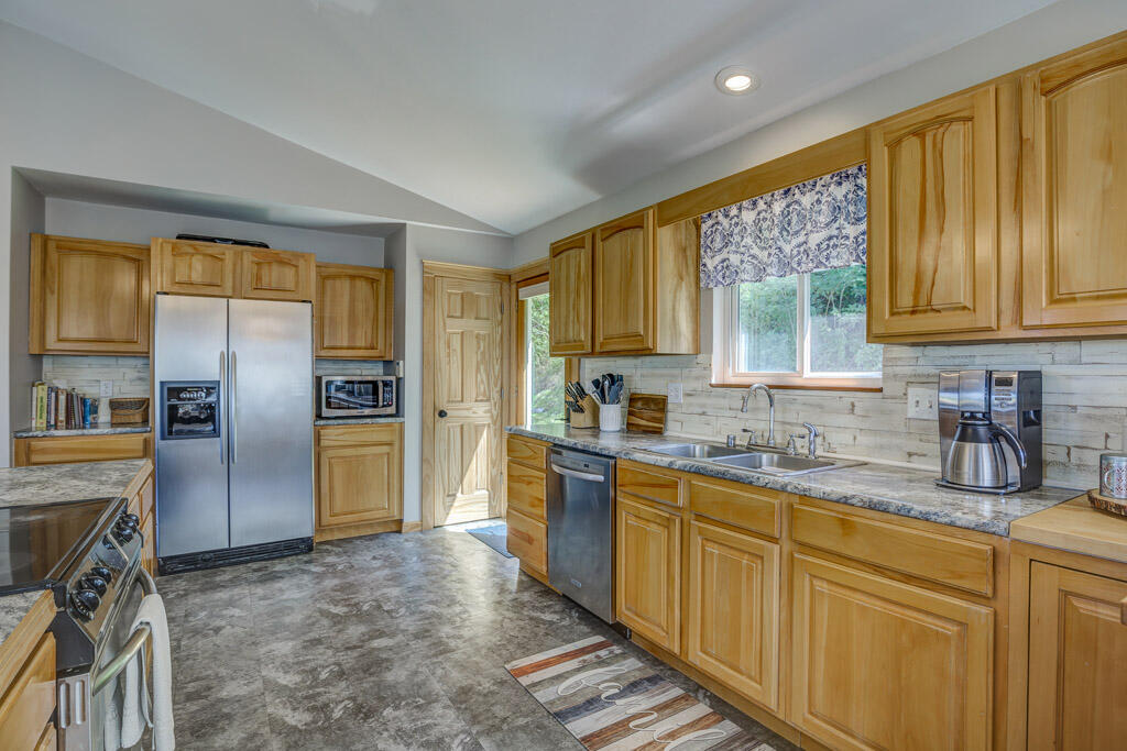 9400 Lower River Road Burlington, KY 41005 - Photo 11 of 33 Gallery Image 11