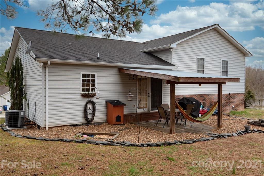 5725 Mill Ridge Road Granite Falls, NC 28630 - Photo 2 of 4 Gallery Image 2