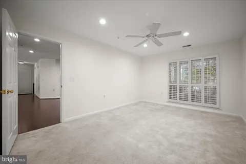 $374,900 | 15306 Diamond Cove Terrace, Unit I, Rockville, MD 20850