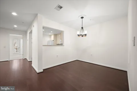 $374,900 | 15306 Diamond Cove Terrace, Unit I, Rockville, MD 20850