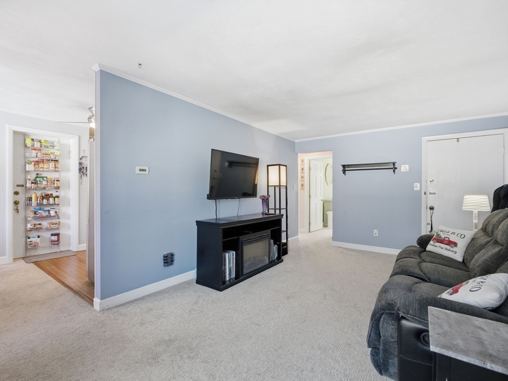 68 Preston Street, Unit 6D Wakefield, MA 01880 - Photo 8 of 25