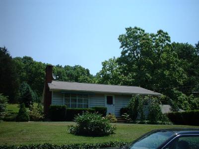 7525 Hahn Road Bangor, PA 18013 - Photo 1 of 10 a view of a garden with a plants and trees