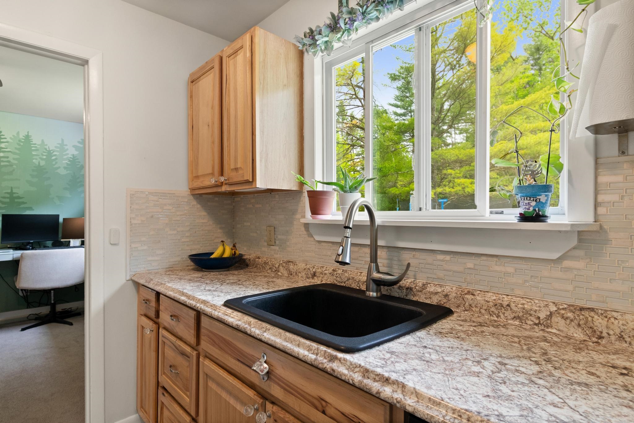 1819 Huntington Road Richmond, VT 05477 - Photo 15 of 41