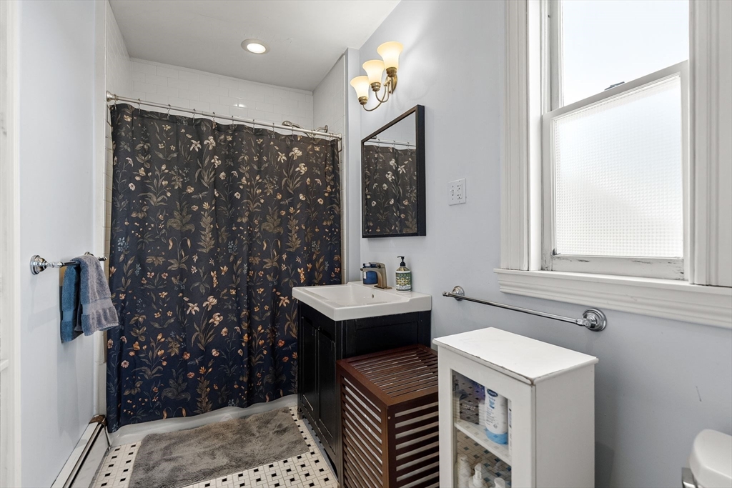 17 Windermere Road Boston, MA 02125 - Photo 20 of 38
