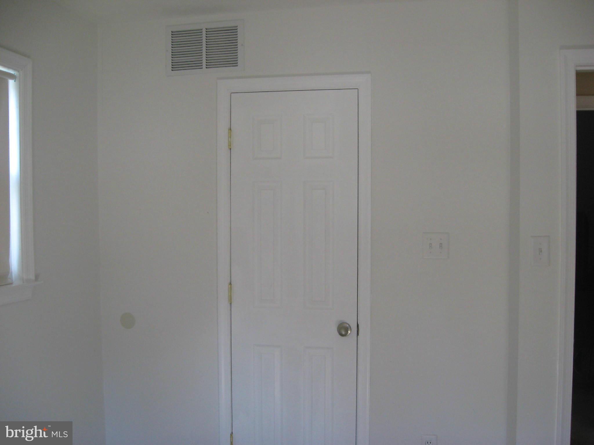 8102 Hog Neck Road Pasadena, MD 21122 - Photo 14 of 28 Bedroom
