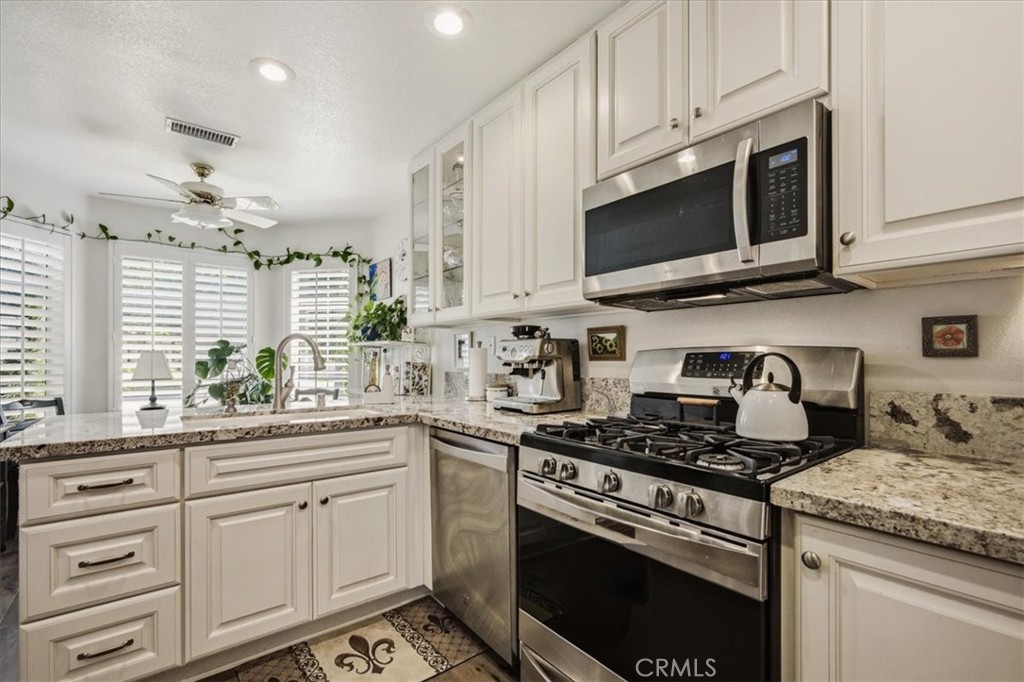 6735 Foxhall Court Riverside, CA 92506 - Photo 13 of 43