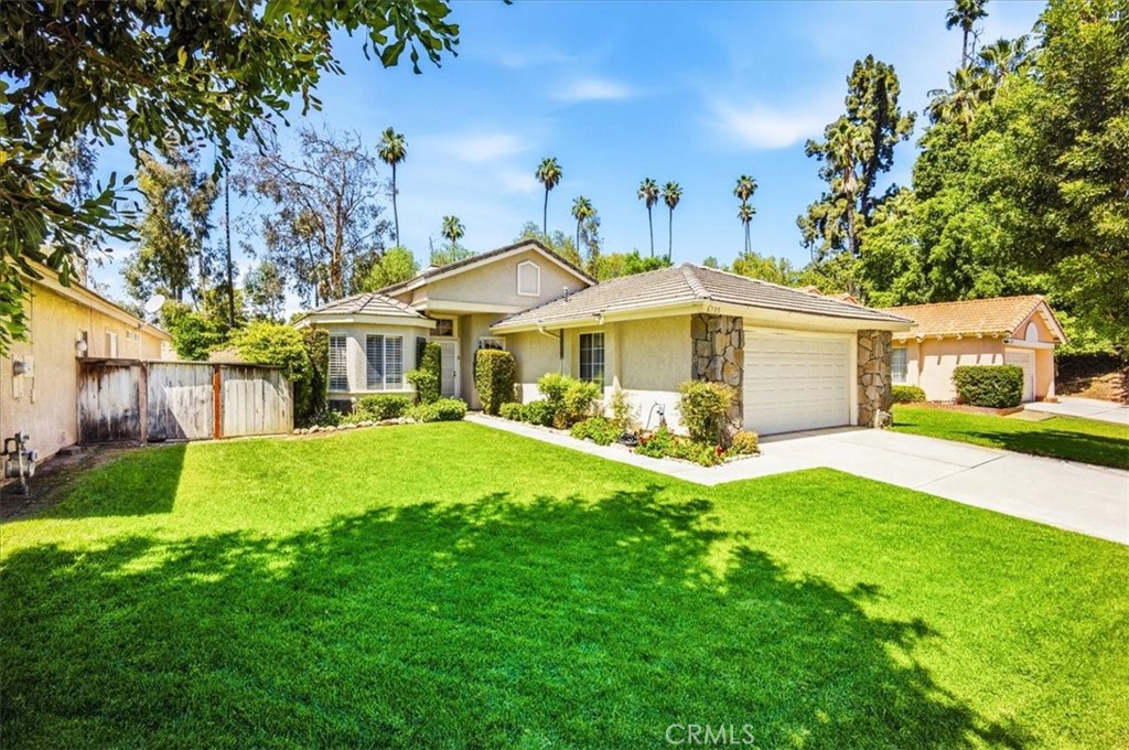 6735 Foxhall Court Riverside, CA 92506 - Photo 5 of 43