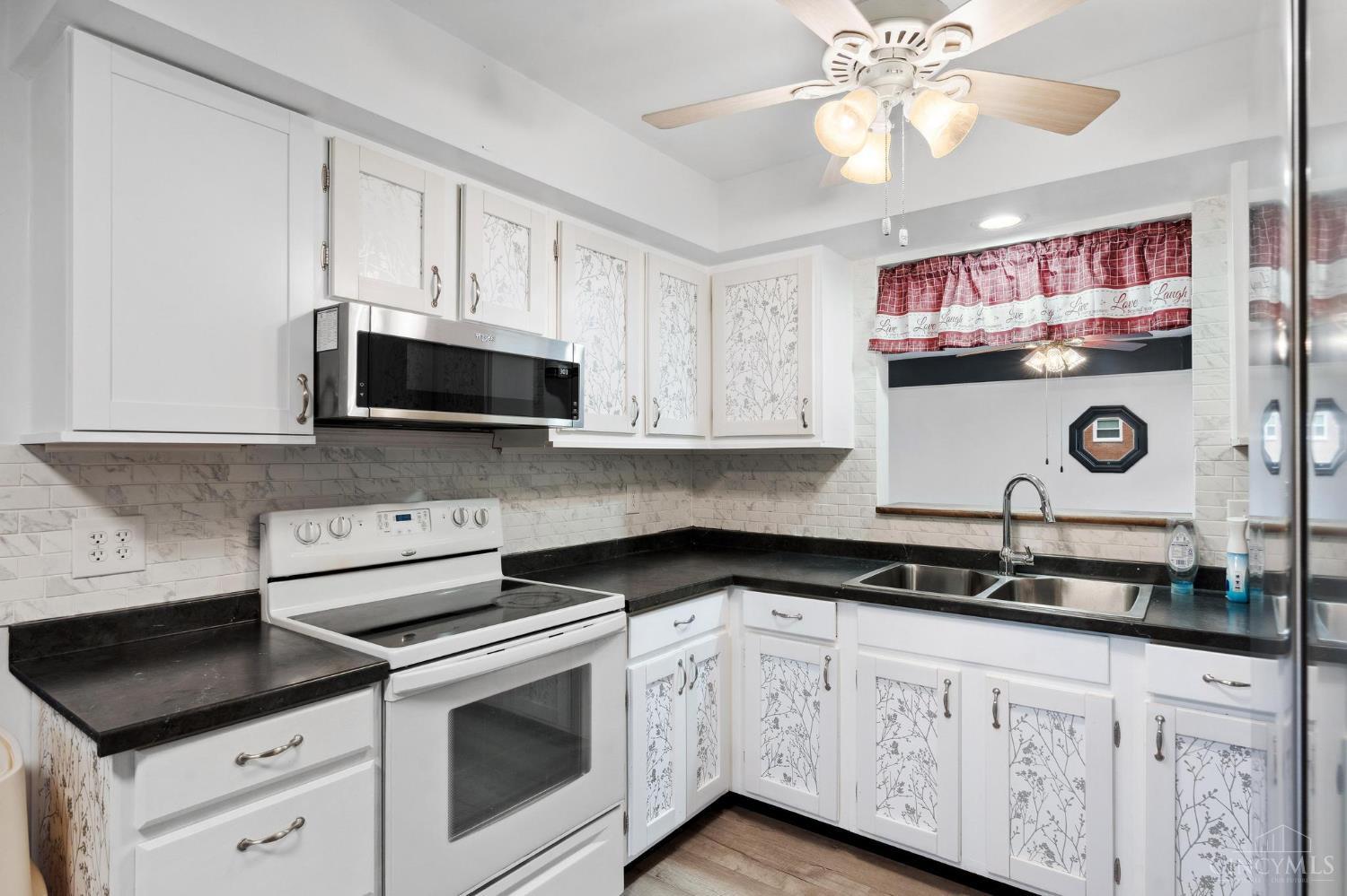 700 West Taylor School Road Hamilton, OH 45013 - Photo 3 of 32 Gallery Image 3