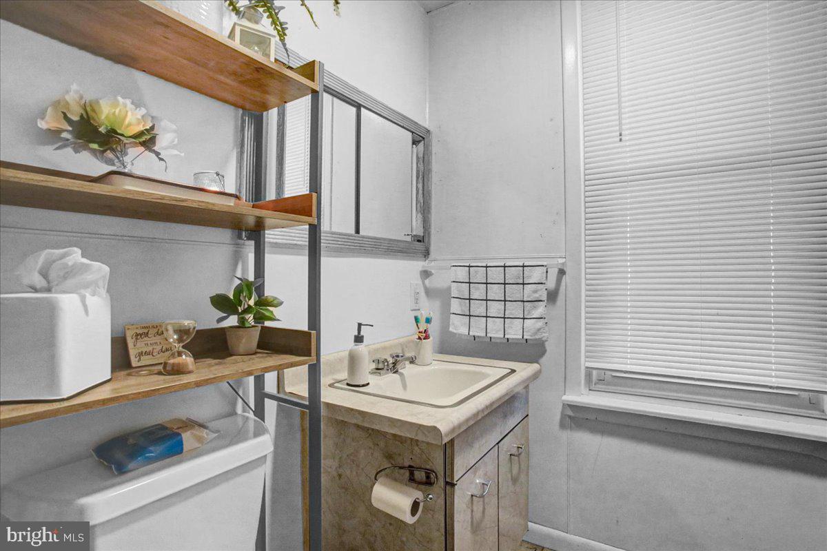 1432 Lancaster Avenue Reading, PA 19607 - Photo 14 of 25