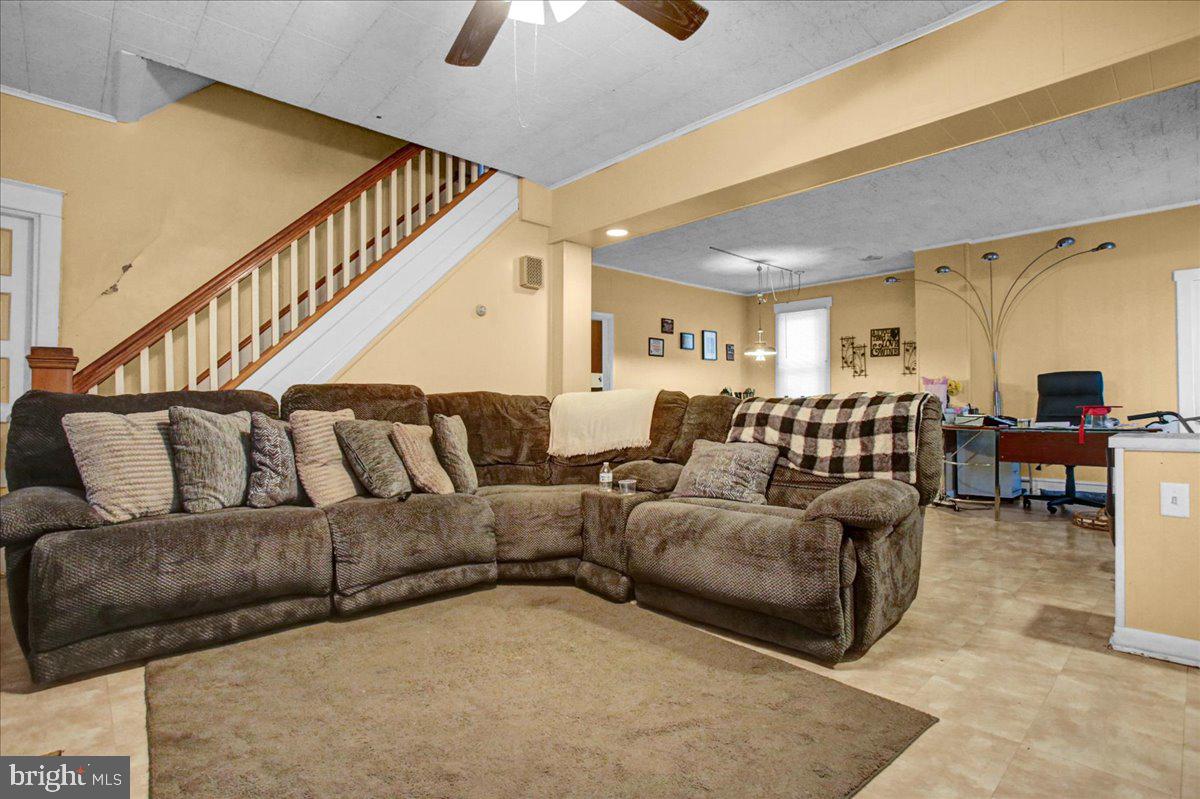 1432 Lancaster Avenue Reading, PA 19607 - Photo 10 of 25