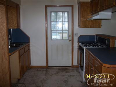2304 Indian Road Lapeer, MI 48446 - Photo 2 of 6 20144366-1.JPG