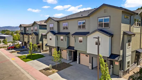 $409,000 | 7488 West Swain Lane, Garden City, ID 83714