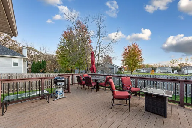 $464,900 | 1447 Nottingham Drive, Owatonna, MN 55060