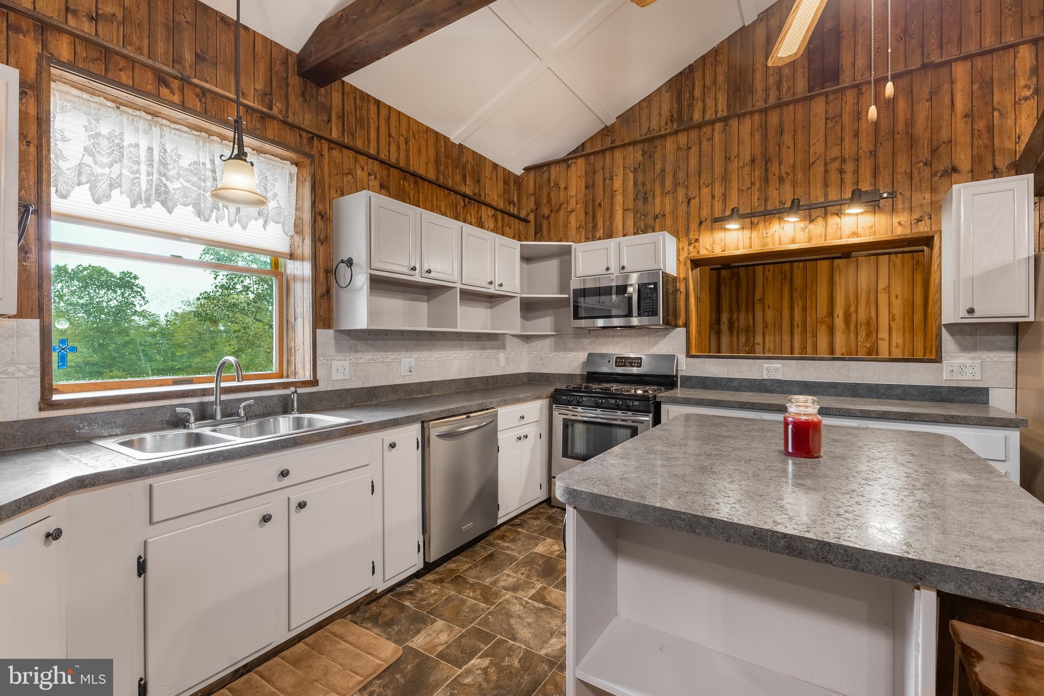 151 Travis Road Howard, PA 16841 - Photo 5 of 36 Gallery Image 5