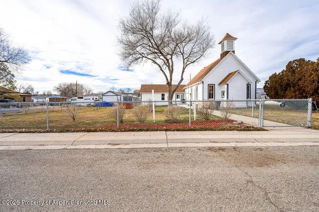 $364,500 | 581 Denver Avenue, De Beque, CO 81630