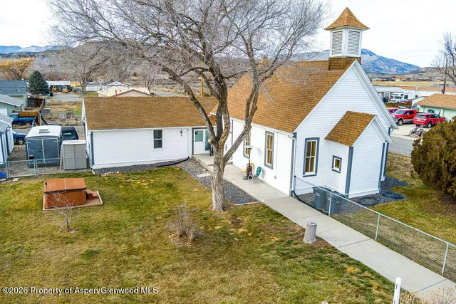 $364,500 | 581 Denver Avenue, De Beque, CO 81630
