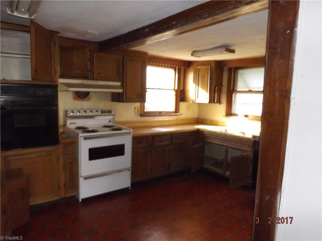 634 Coleridge Road Ramseur, NC 27316 - Photo 2 of 15 Gallery Image 2