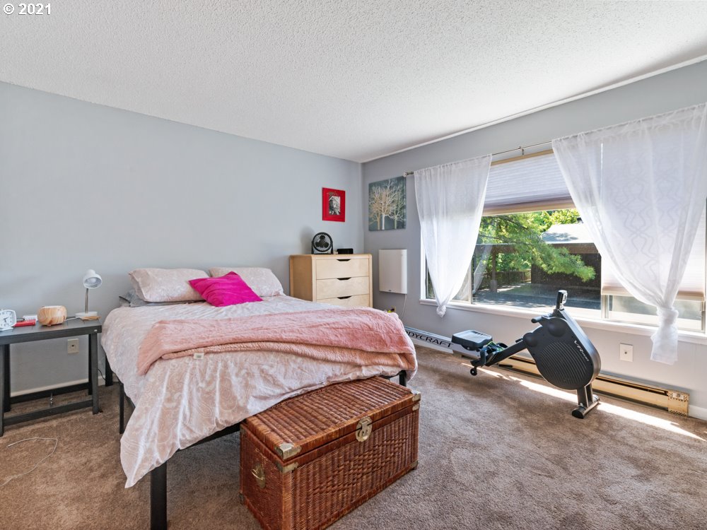 7750 Southwest Barnes Road, Unit C Portland, OR 97225 - Photo 14 of 29 Gallery Image 14