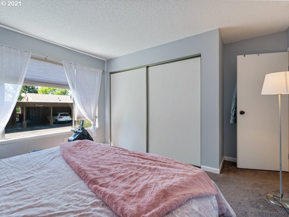 7750 Southwest Barnes Road, Unit C Portland, OR 97225 - Photo 15 of 29 Gallery Image 15