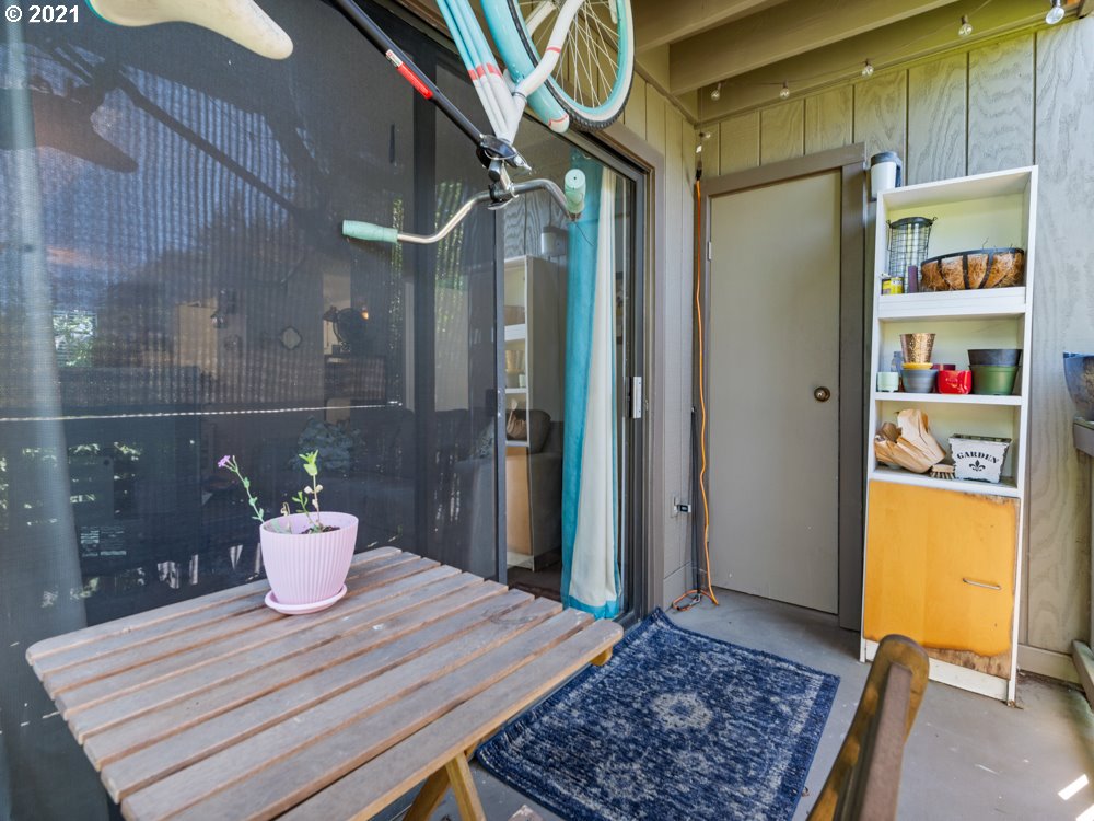 7750 Southwest Barnes Road, Unit C Portland, OR 97225 - Photo 20 of 29 Gallery Image 20