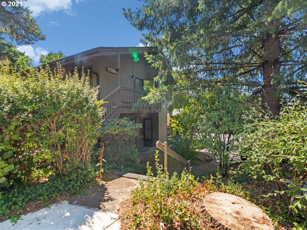 7750 Southwest Barnes Road, Unit C Portland, OR 97225 - Photo 22 of 29 Gallery Image 22