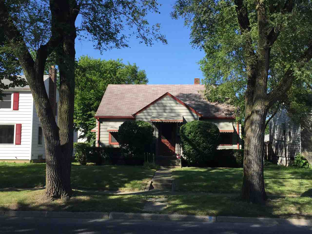620 Goshen Road Fort Wayne, IN 46818 - Photo 1 of 29 Gallery Image 1