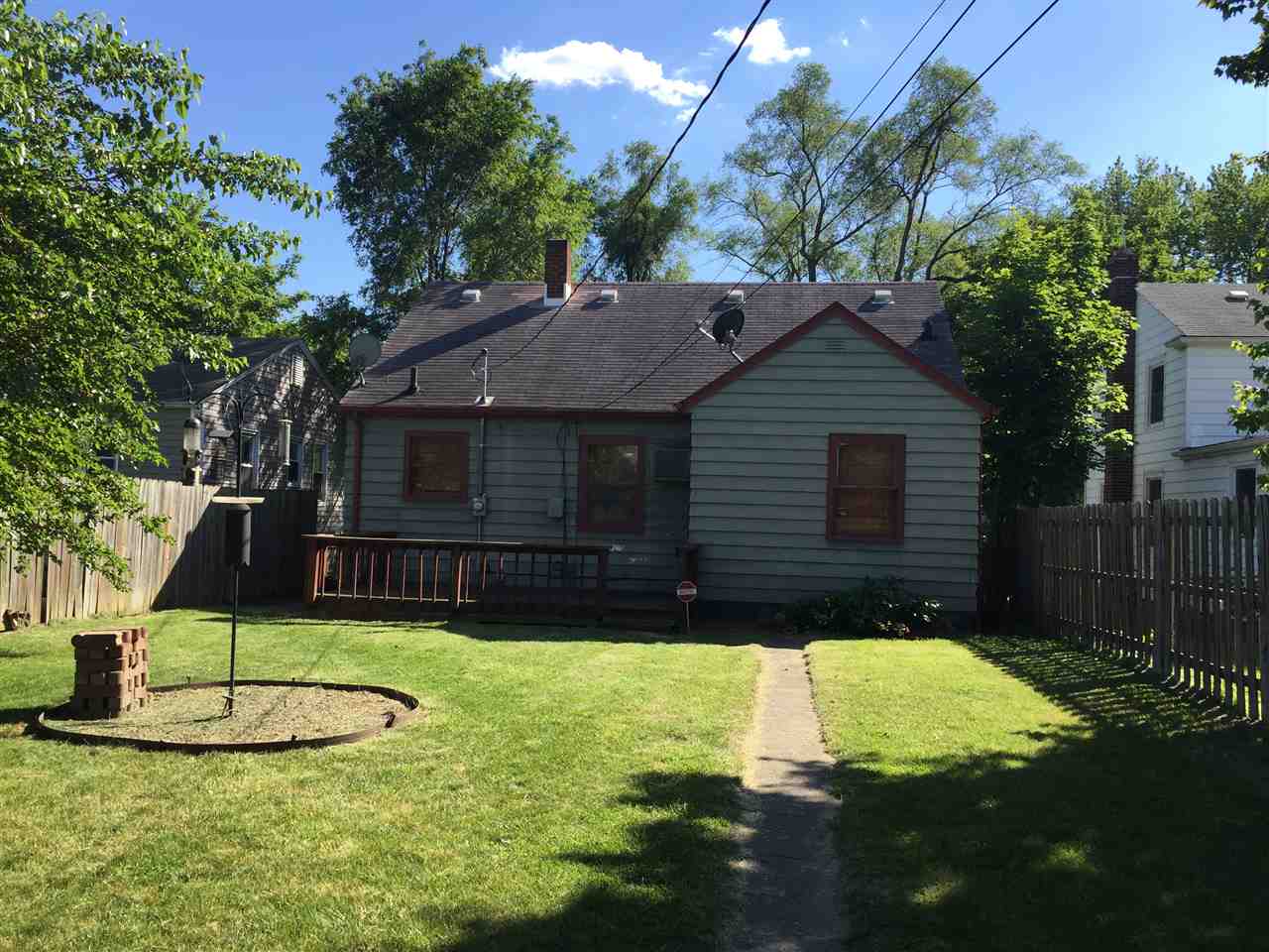 620 Goshen Road Fort Wayne, IN 46818 - Photo 4 of 29 Gallery Image 4