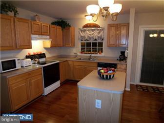 431 Winding Stream Road Spring City, PA 19475 - Photo 3 of 12 Kitchen