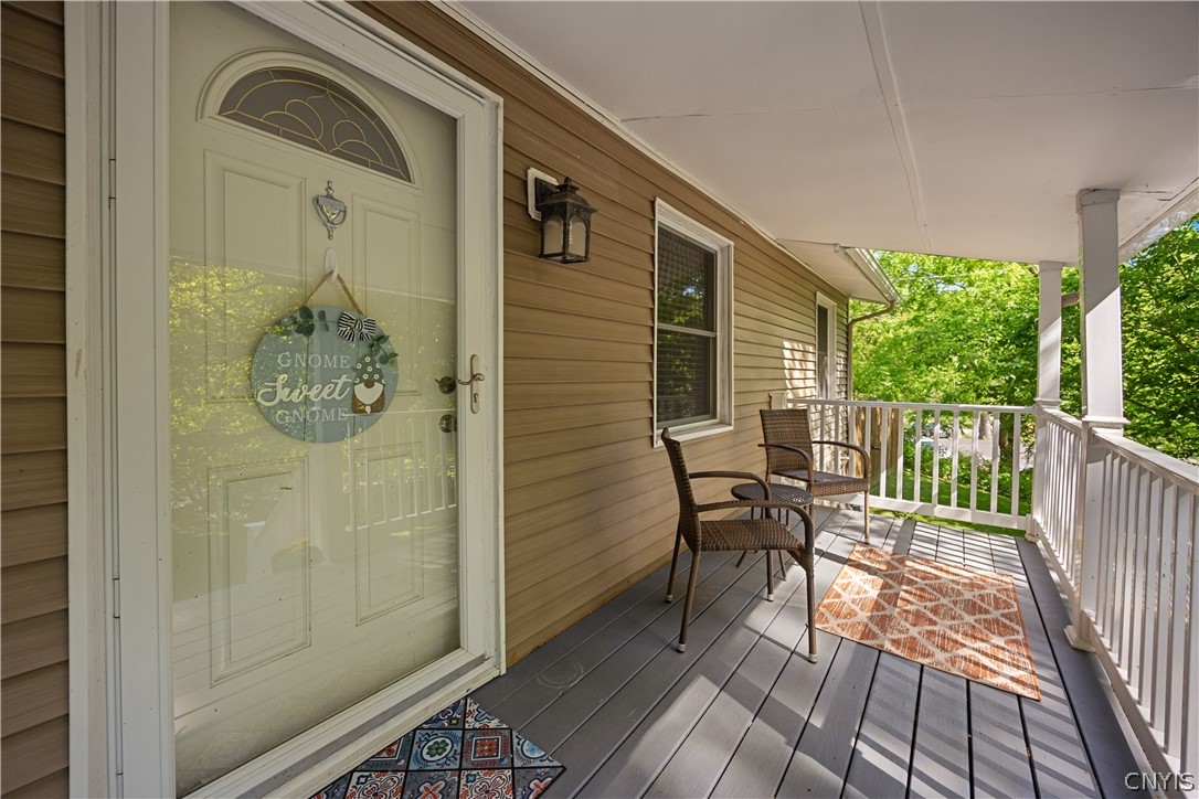5353 Onondaga Road Camillus, NY 13031 - Photo 4 of 33