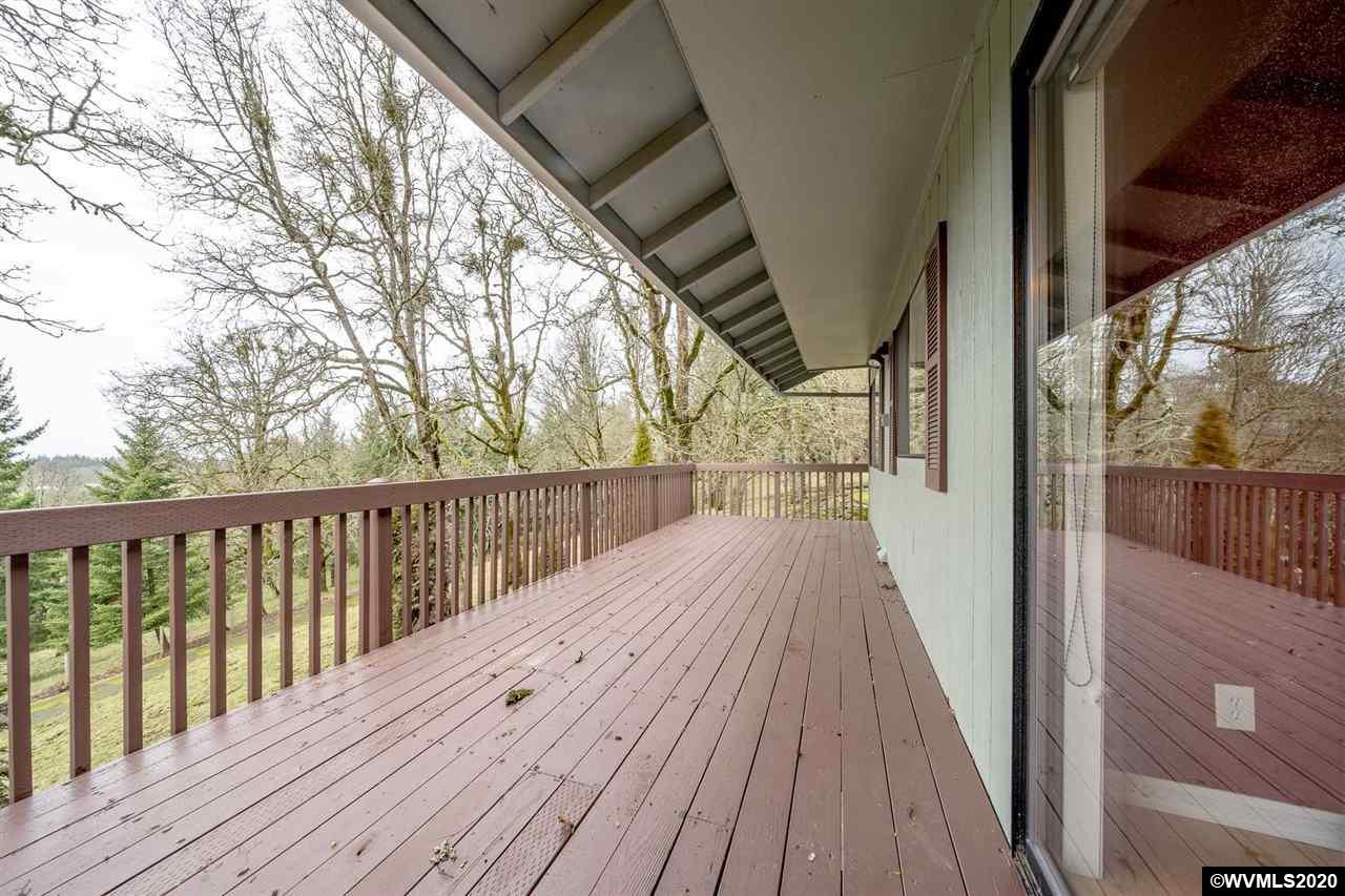 17330 South Callahan Road Molalla, OR 97038 - Photo 9 of 39 Gallery Image 9