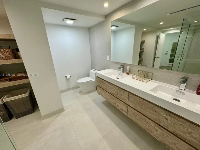 $13,500 | 1121 Crandon Boulevard, Unit E1001, Key Biscayne, FL 33149