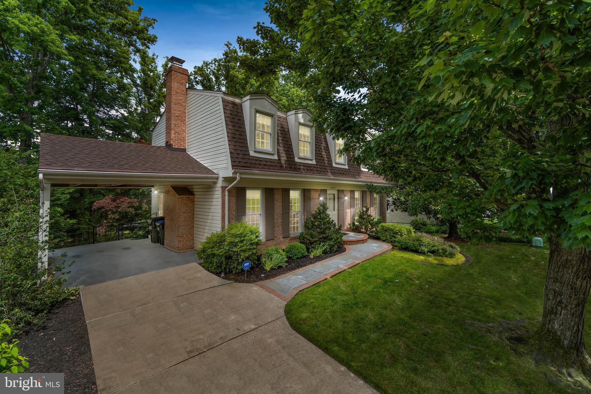 8812 Cuttermill Place Springfield, VA 22153 - Photo 3 of 63 Gallery Image 3