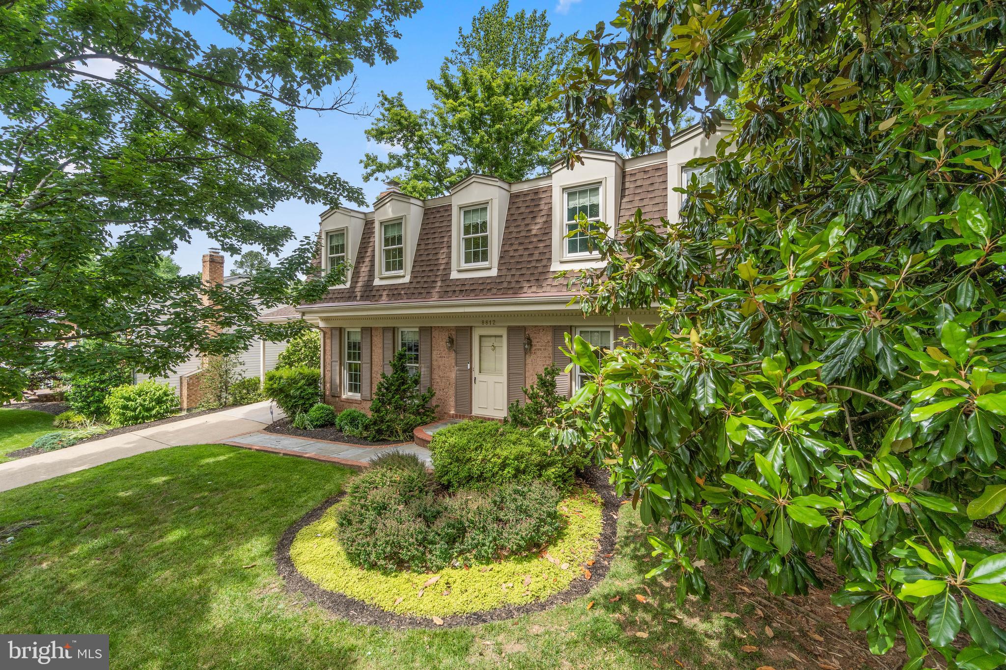 8812 Cuttermill Place Springfield, VA 22153 - Photo 4 of 63 Gallery Image 4