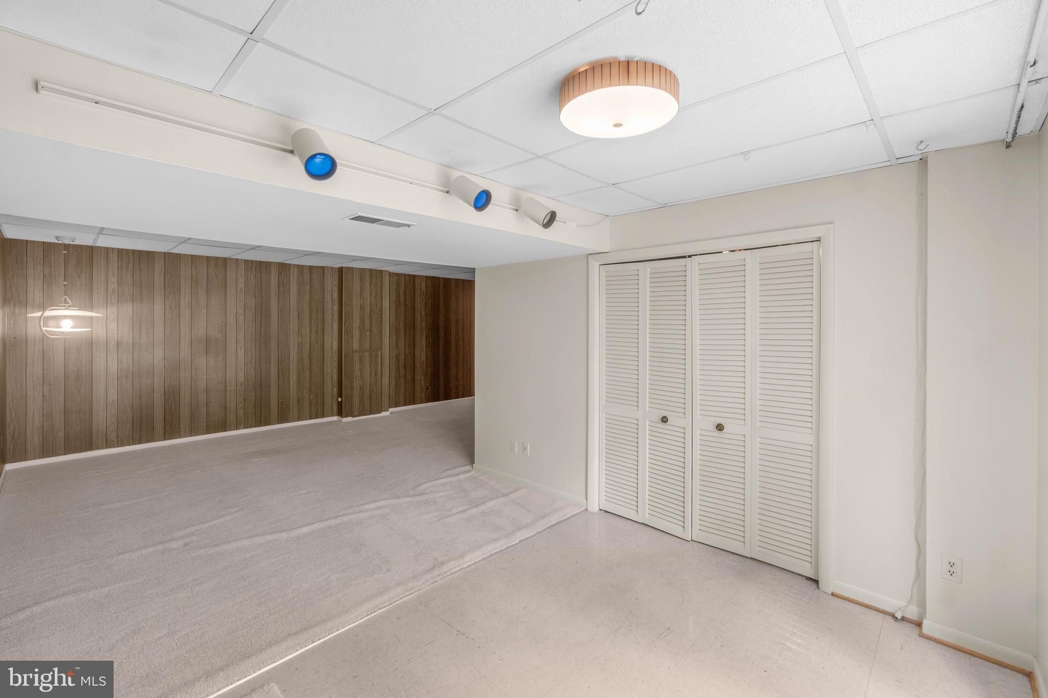 8812 Cuttermill Place Springfield, VA 22153 - Photo 45 of 63 Gallery Image 45