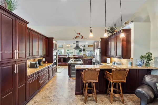 $2,399,000 | 17640 Old Cutler Road, Palmetto Bay, FL 33157