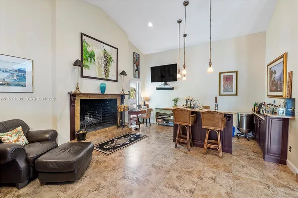 $2,399,000 | 17640 Old Cutler Road, Palmetto Bay, FL 33157