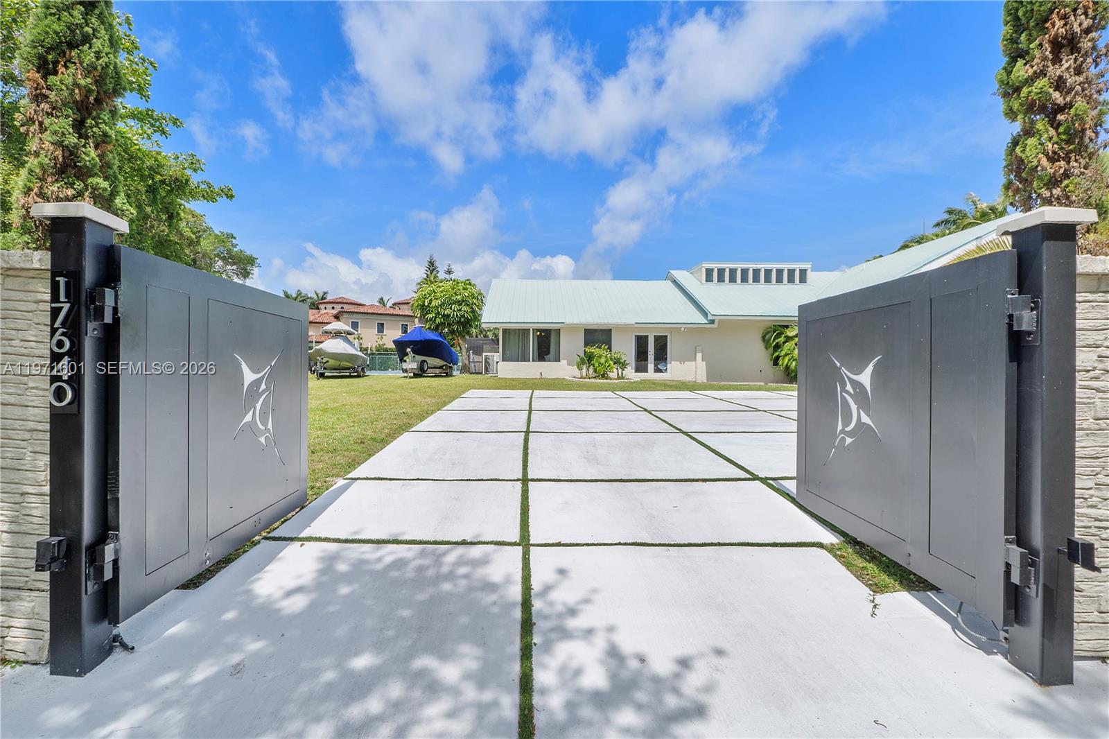 17640 Old Cutler Road Palmetto Bay, FL 33157 - Photo 2 of 56